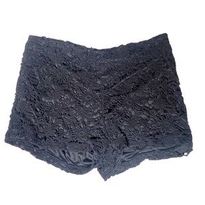 Monteau Lace Shorts Black Size Medium